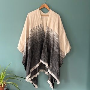 Old Navy Poncho Wrap One Size Fits Most